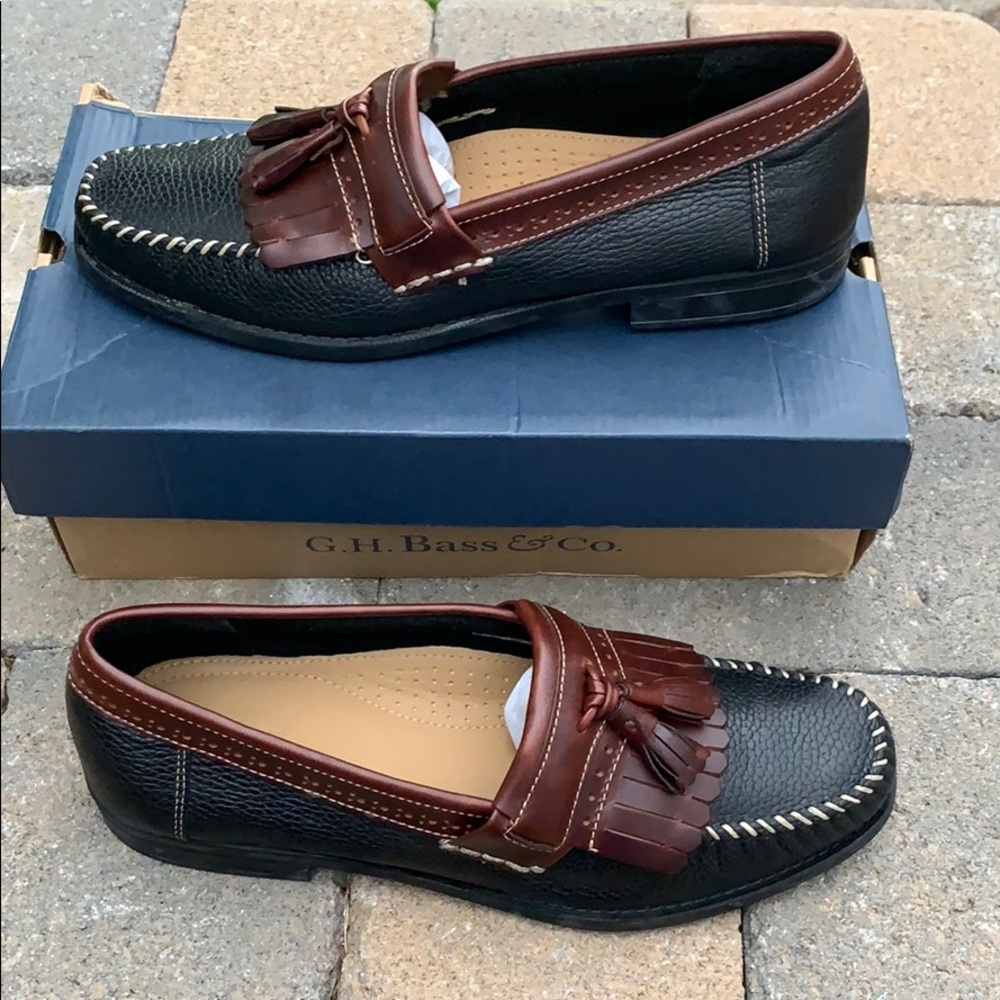 New Men’s Bass Loafers